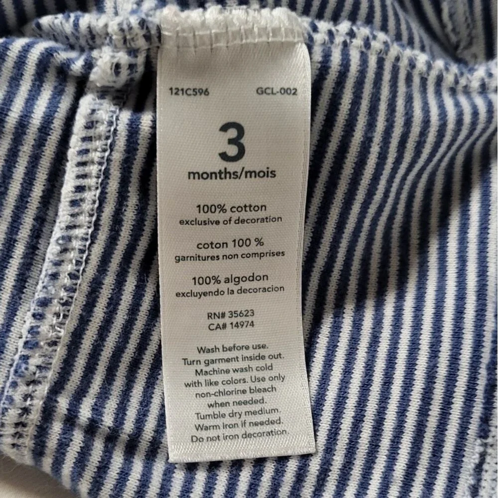 Carter's Baby Girl 2pc Shirt Bundle Size 3 Months